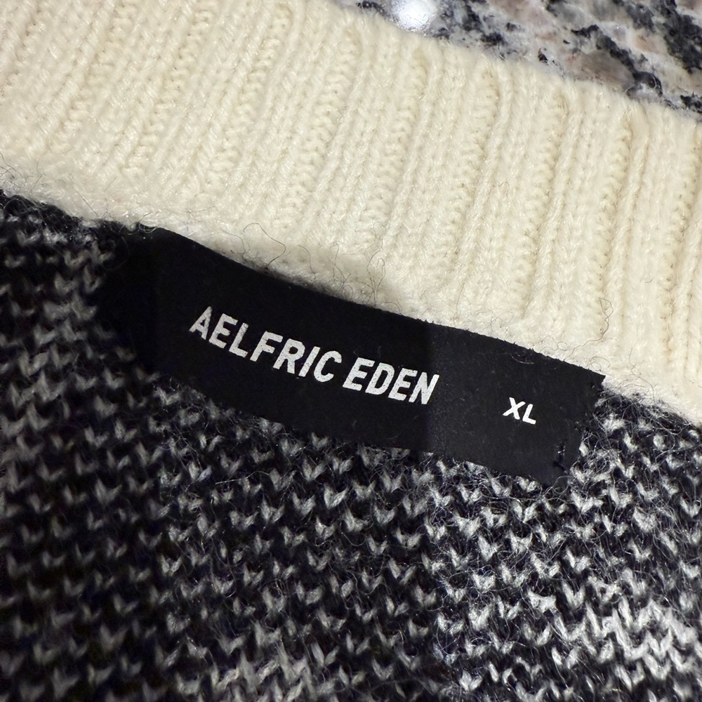 Aelfric Eden Black and Cream Cardigan - Picture 2 of 2